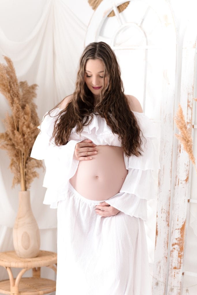 sedinte foto gravide, fotograf maternitate bucuresti, poze artistice gravida, poze bebe, poze gravida, poze gravida bucuresti, poze maternitate, sedinta foto burtica, sedinta foto gravida, sedinta foto maternitate, sedinta foto maternitate bucuresti, sedinta foto nou nascuti, sedinta foto nou nascuti bucuresti, Daniela Balea Photography