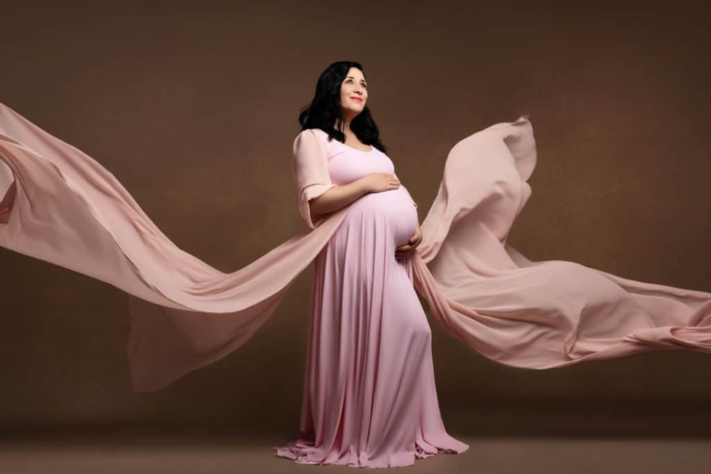 ședința foto gravide, fotograf maternitate bucuresti, poze artistice gravida, poze bebe, poze gravida, poze gravida bucuresti, poze maternitate, sedinta foto burtica, sedinta foto gravida, sedinta foto maternitate, sedinta foto maternitate bucuresti, sedinta foto nou nascuti, sedinta foto nou nascuti bucuresti, Daniela Balea Photography