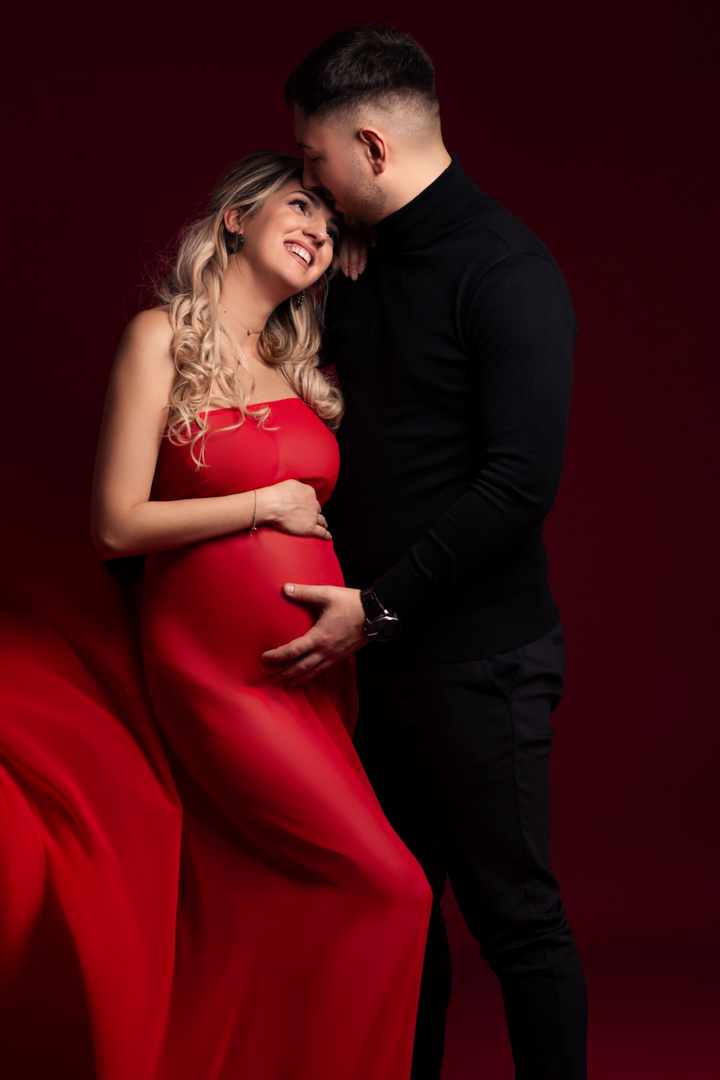 sedinta-foto-gravida-bucuresti-studio-maternitate-recuzita-pret-sarcina-bucuresti