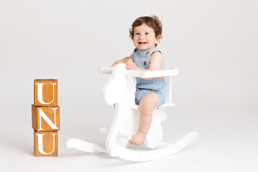 sedinta-foto-1-anisor-pret-bucuresti