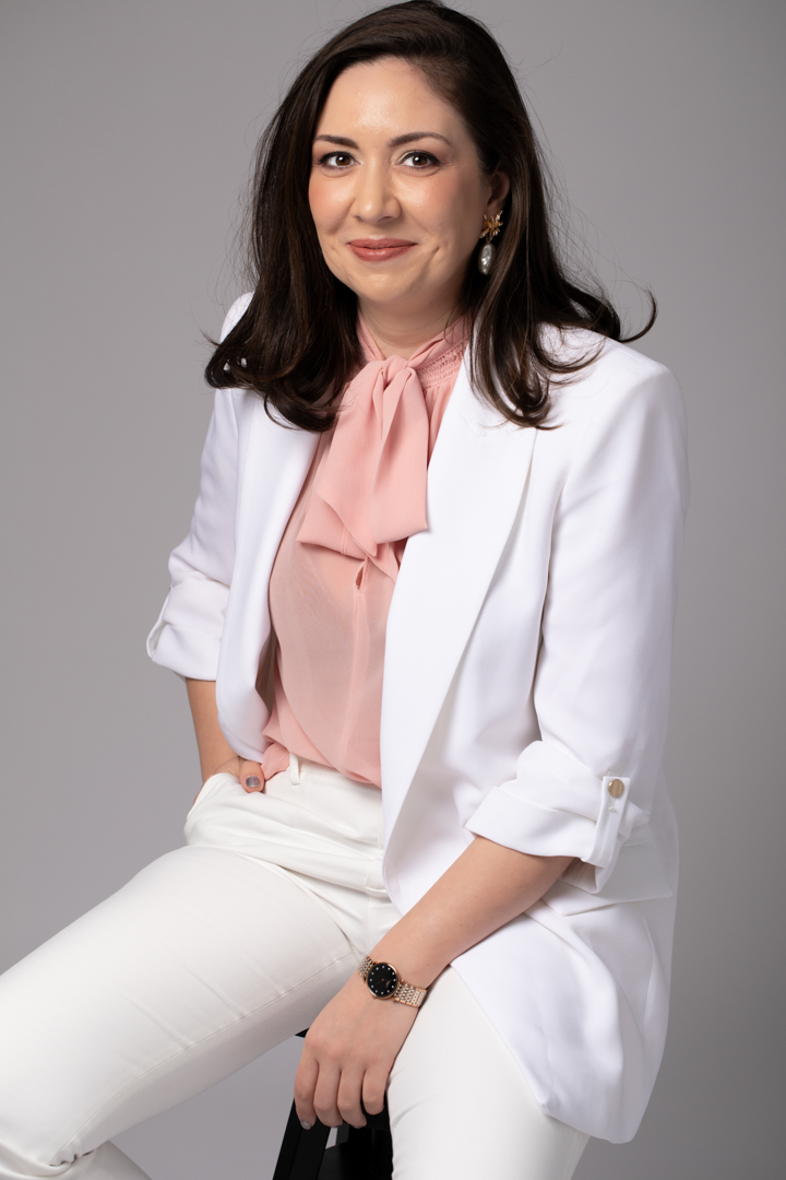 sedinta-foto-corporate-Bucuresti-Daniela-Balea-fotograf