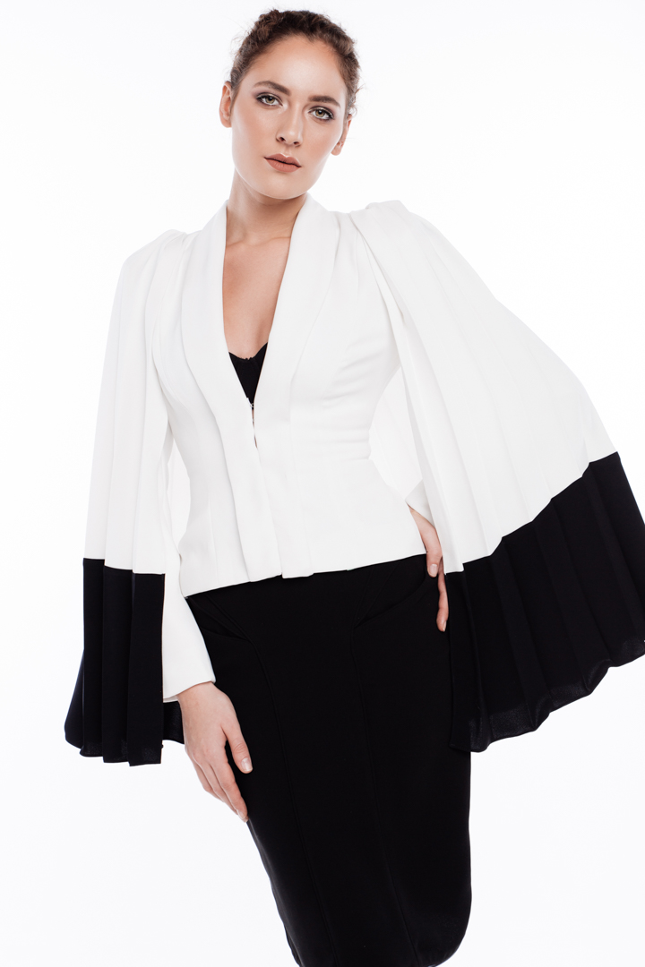 sedinta-foto-corporate-profil-profesional-Daniela-Balea-fotograf